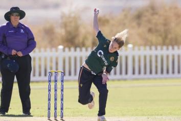 Alana Dalzell named in Ireland Women's squad for T20 World Cup Qualifier