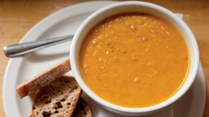 Spiced carrot and lentil soup