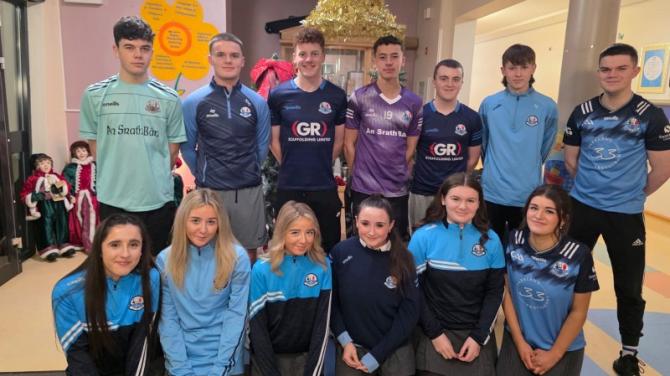 Students spread festive cheer ahead of&nbsp;Lusaka trip