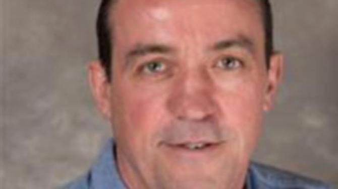 Councillors back motion calling for stricter criteria for&nbsp;approval of data centre planning applications