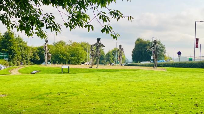 Council raises awareness for Endometriosis Awareness Month